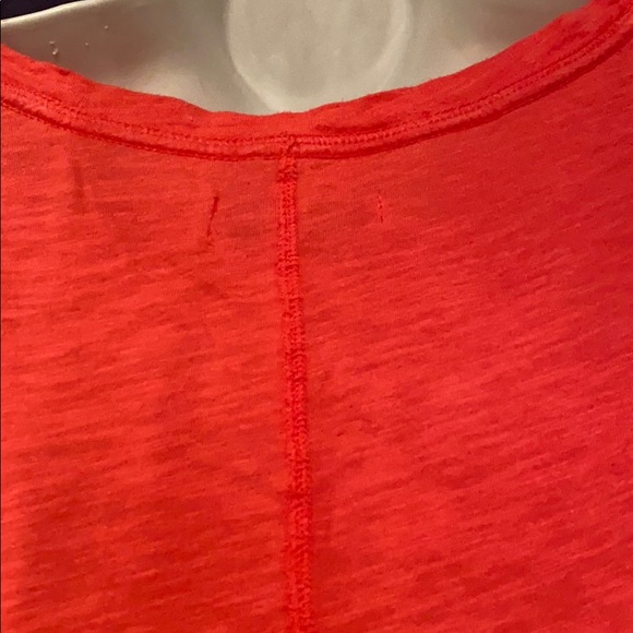 coral basic tee - Picture 4 of 4